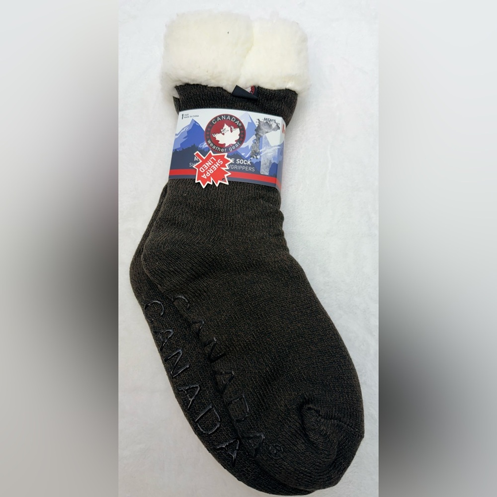 Canada Weather Gear Lounge Sherpa-Lined Socks with Grippers One Size NWT